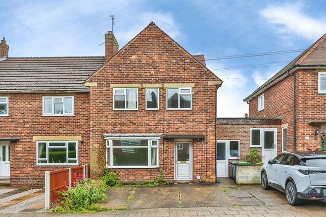 3 bed property, in Rushcliffe Road, £120,000