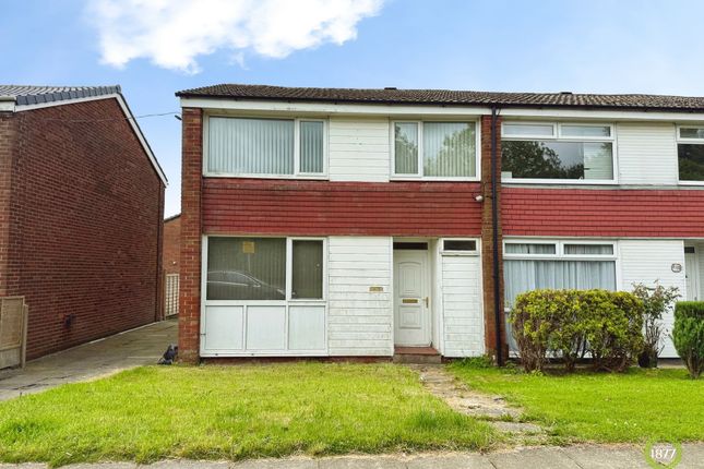 3 bed property, in Queens Road West, £95,000