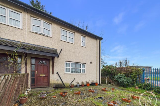 3 bed property, in Burmantofts Street, £235,000