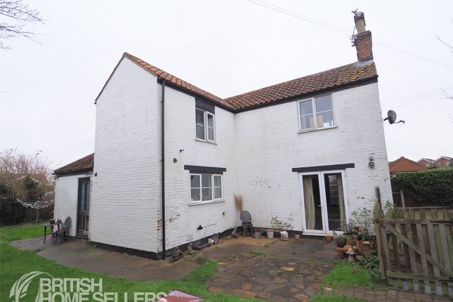 3 bed property, in Mill Lane, £280,000