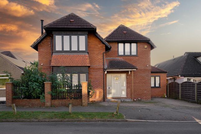 4 bed property, in Rosebery Road, £875,000