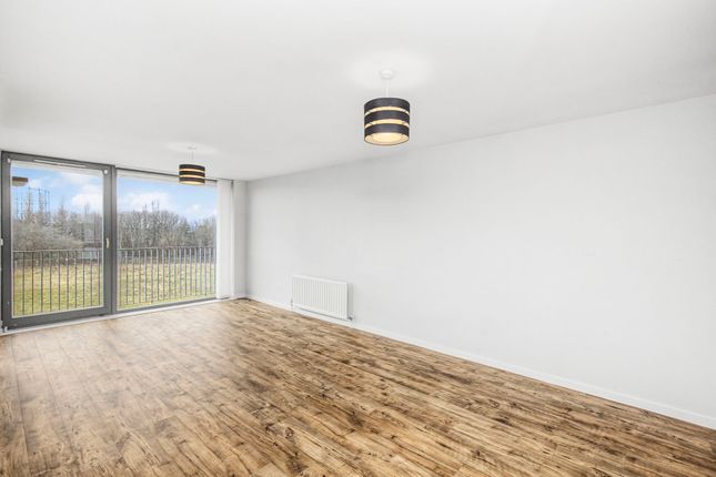 2 bed property, in 9/12 Saltire Street, £200,000