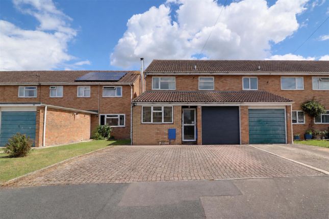 3 bed property, in Canberra, £289,950