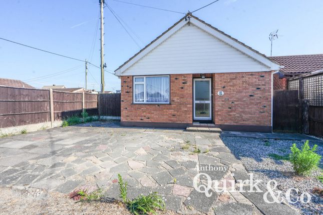 1 bed property, in South Parade, £250,000