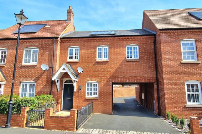 2 bed property, in Wayland Road, £255,000