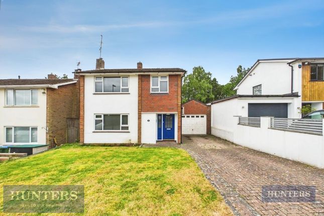 3 bed property, in The Parkway, £350,000