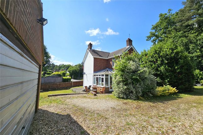 3 bed property, in Headley Down, £550,000