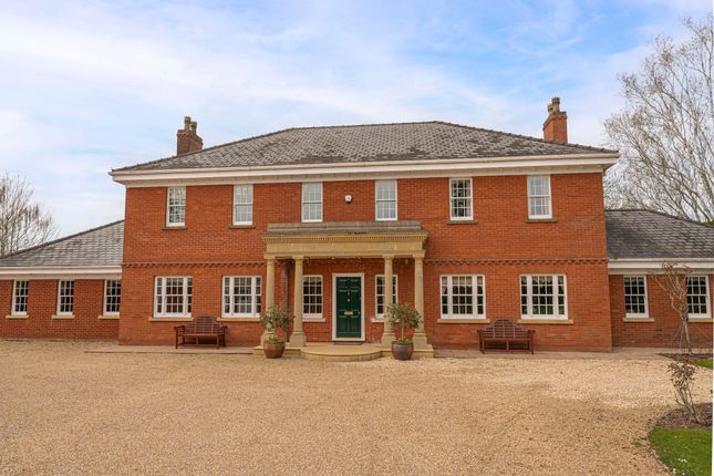 6 bed property, in Llanhennock, £2,500,000