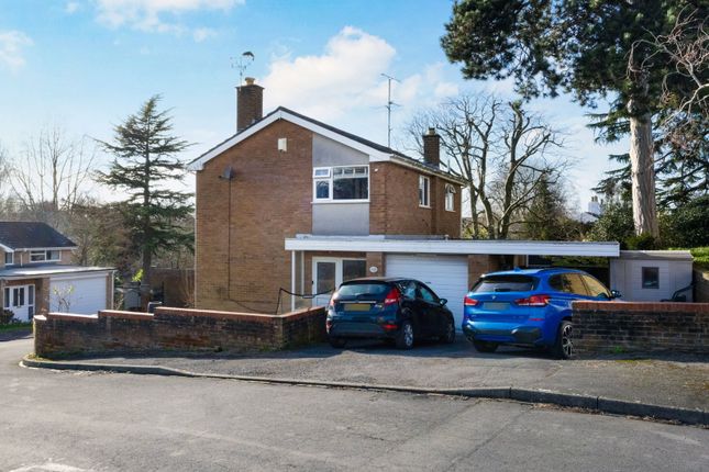 3 bed property, in Hetton Gardens, £575,000