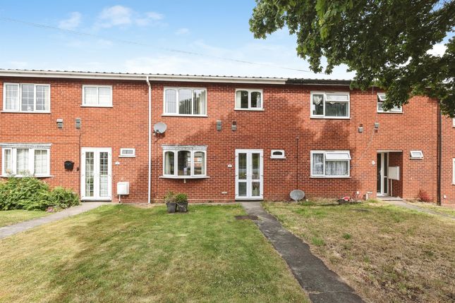 3 bed property, in New Henry Street, £210,000
