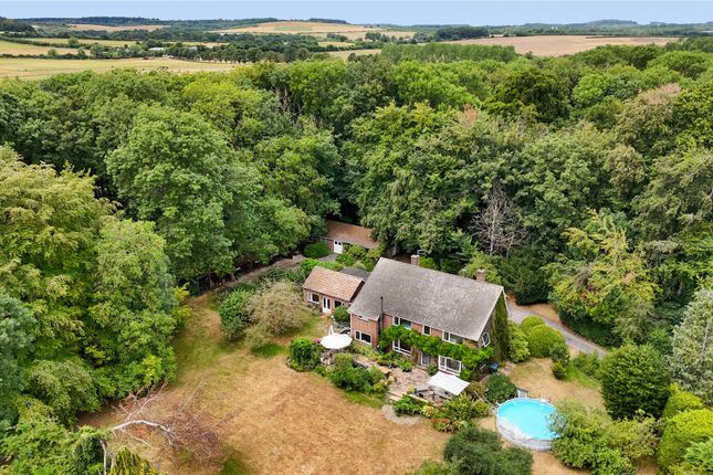 6 bed property, in Kimpton, £1,300,000