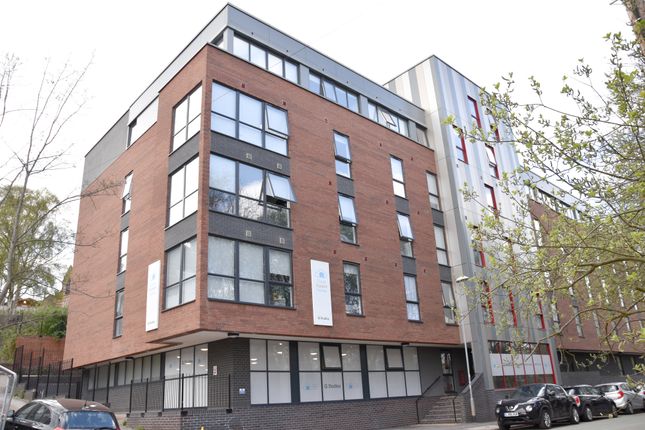 1 bed property, in North Street, £13,000