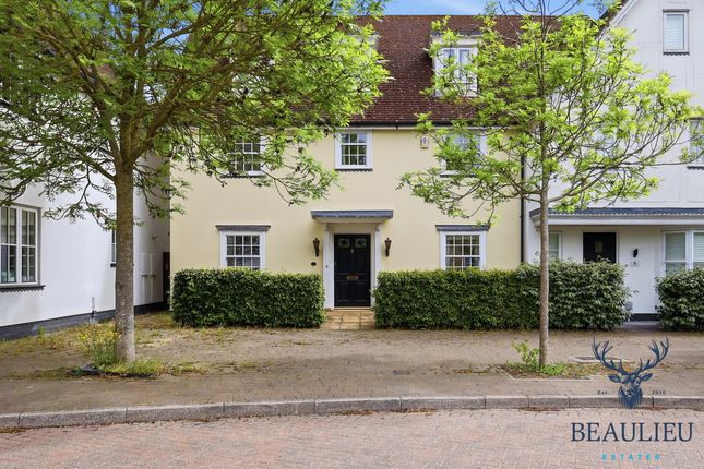 4 bed property, in Louvain Drive, £750,000