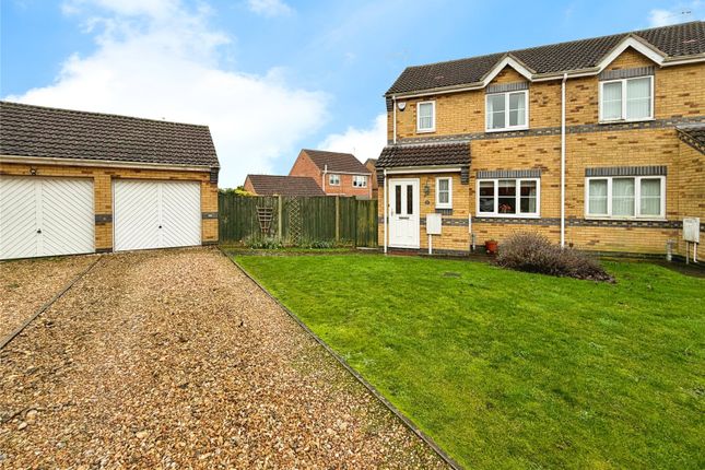 3 bed property, in Rosedale Close, £220,000