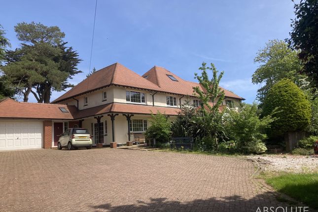 4 bed property, in Brixham Road, £750,000