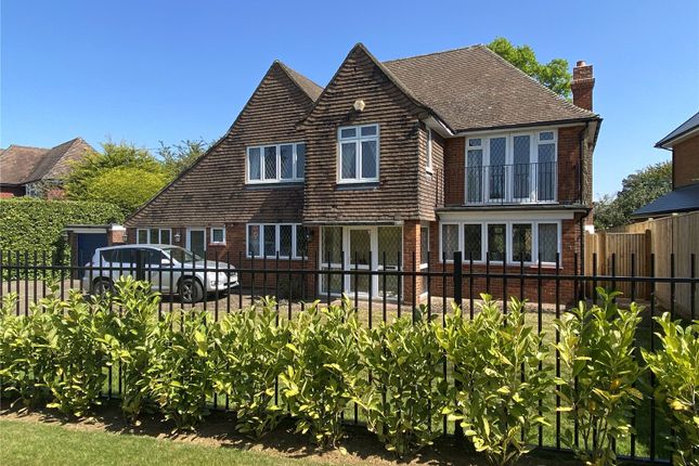 5 bed property, in Cricket Way, £1,500,000
