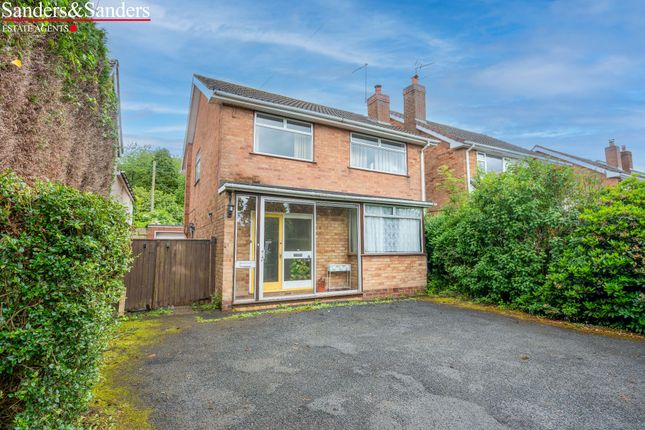 3 bed property, in Stourbridge Road, £400,000