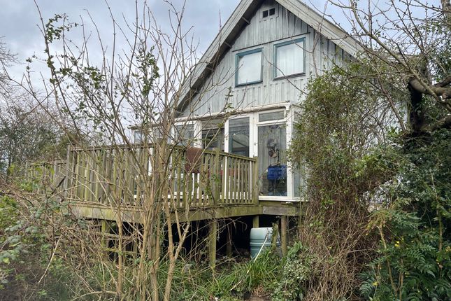 3 bed property, in Binton Road, £365,000