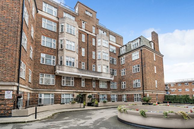 2 bed property, in College Crescent, £699,950