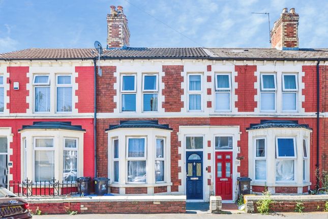 2 bed property, in Florence Street, £240,000