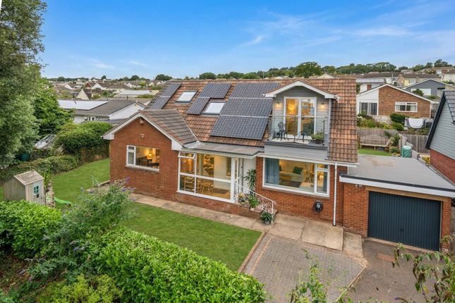 5 bed property, in Maudlin Drive, £550,000
