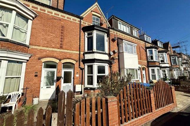 4 bed property, in Horsforth Avenue, £139,995