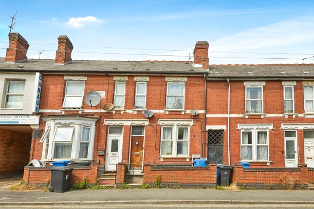 2 bed property, in Walbrook Road, £160,000