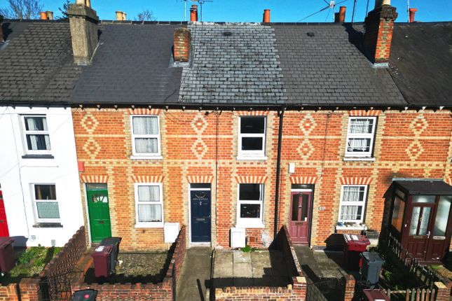 2 bed property, in Cumberland Road, £260,000