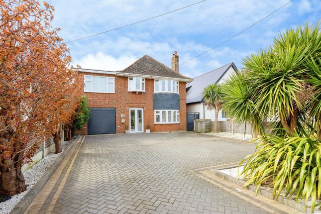 4 bed property, in Lulworth Avenue, £750,000
