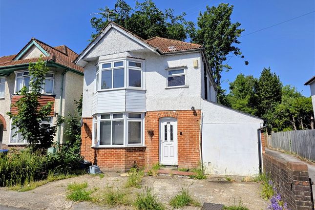 3 bed property, in Shaftesbury Avenue, £235,000