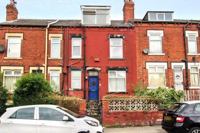 2 bed property, in 9 Strathmore View, £30,000