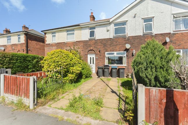 3 bed property, in Princes Road, £115,000