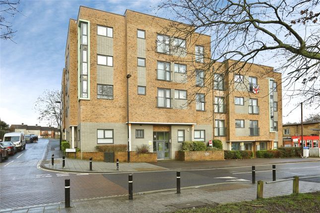 1 bed property, in Marston Road, £120,000