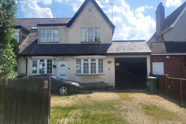 4 bed property, in Hillsborough Road, £300,000