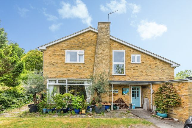 3 bed property, in Ferry Lane, £900,000