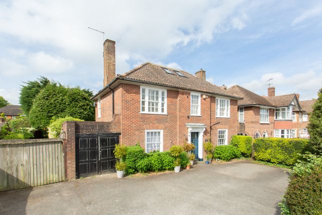 4 bed property, in New Dover Road, £750,000