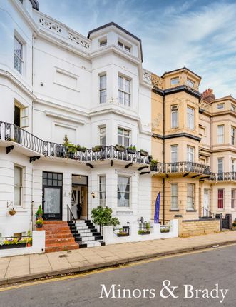 10 bed property, in Albert Square, £275,000