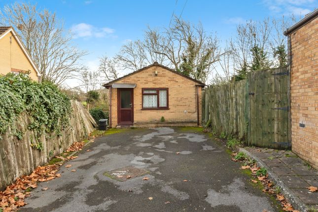 3 bed property, in Wootton Park, £399,950