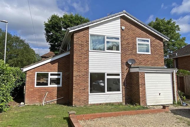 4 bed property, in Wendover Road, £765,000