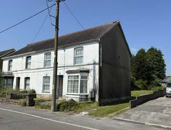 3 bed property, in Blaenau Road, £195,000