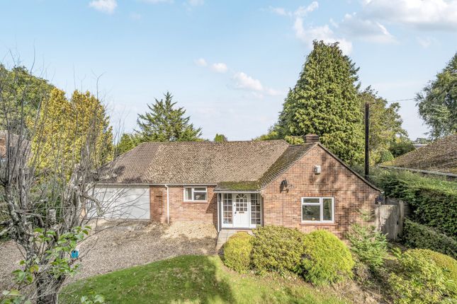 3 bed property, in Aldworth Road, £685,000