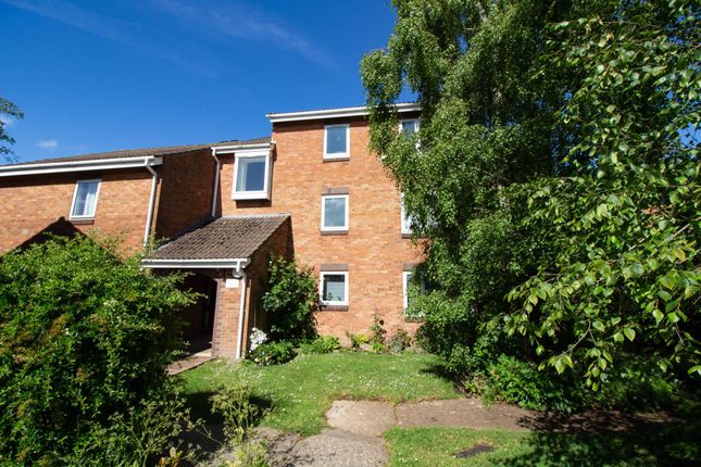 2 bed property, in Ashtree Road, £149,000