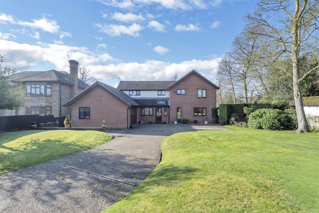 4 bed property, in Bennett Avenue, £750,000