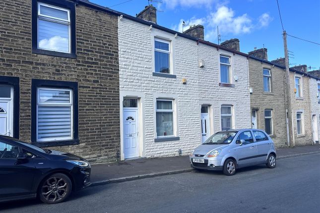 2 bed property, in Ulster Street, £75,000