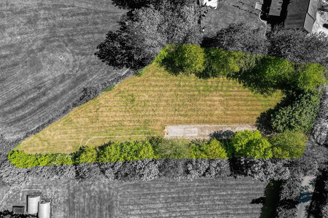 Land, in Bakers Lane, £400,000