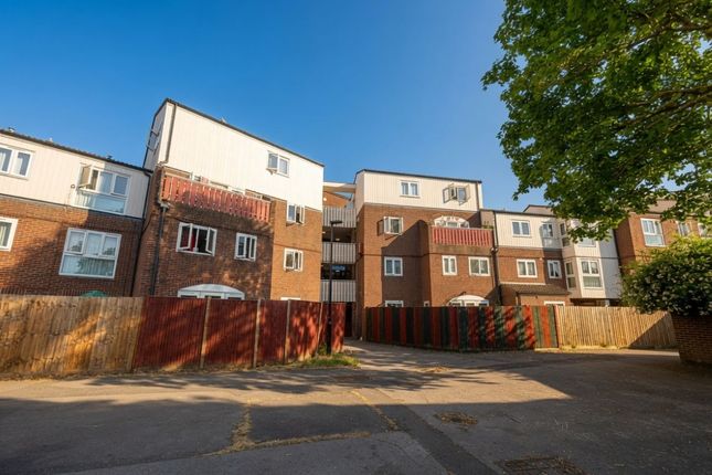 2 bed property, in 36 Cottington Road, £130,000