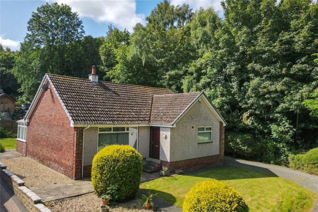 3 bed property, in Hillfoot Gardens, £229,000