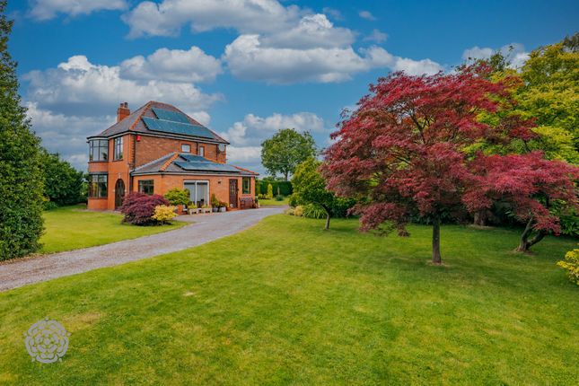 3 bed property, in Holcroft Lane, £895,000