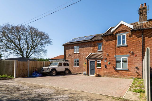 4 bed property, in King Row, £375,000