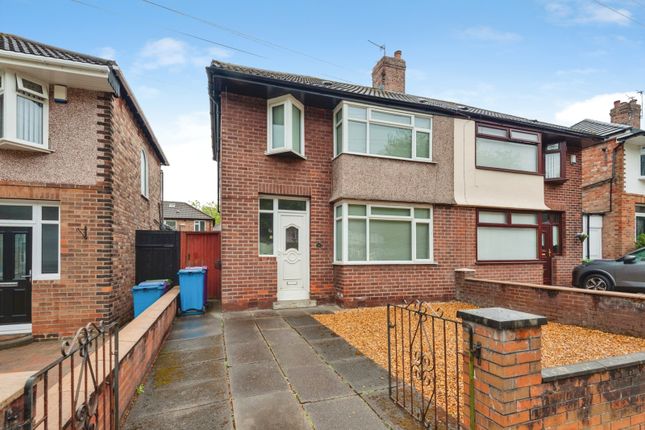 3 bed property, in Melwood Drive, £180,000